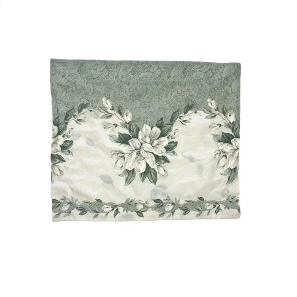 Vintage 1980s Luxury King Pillowcases Shams leaves